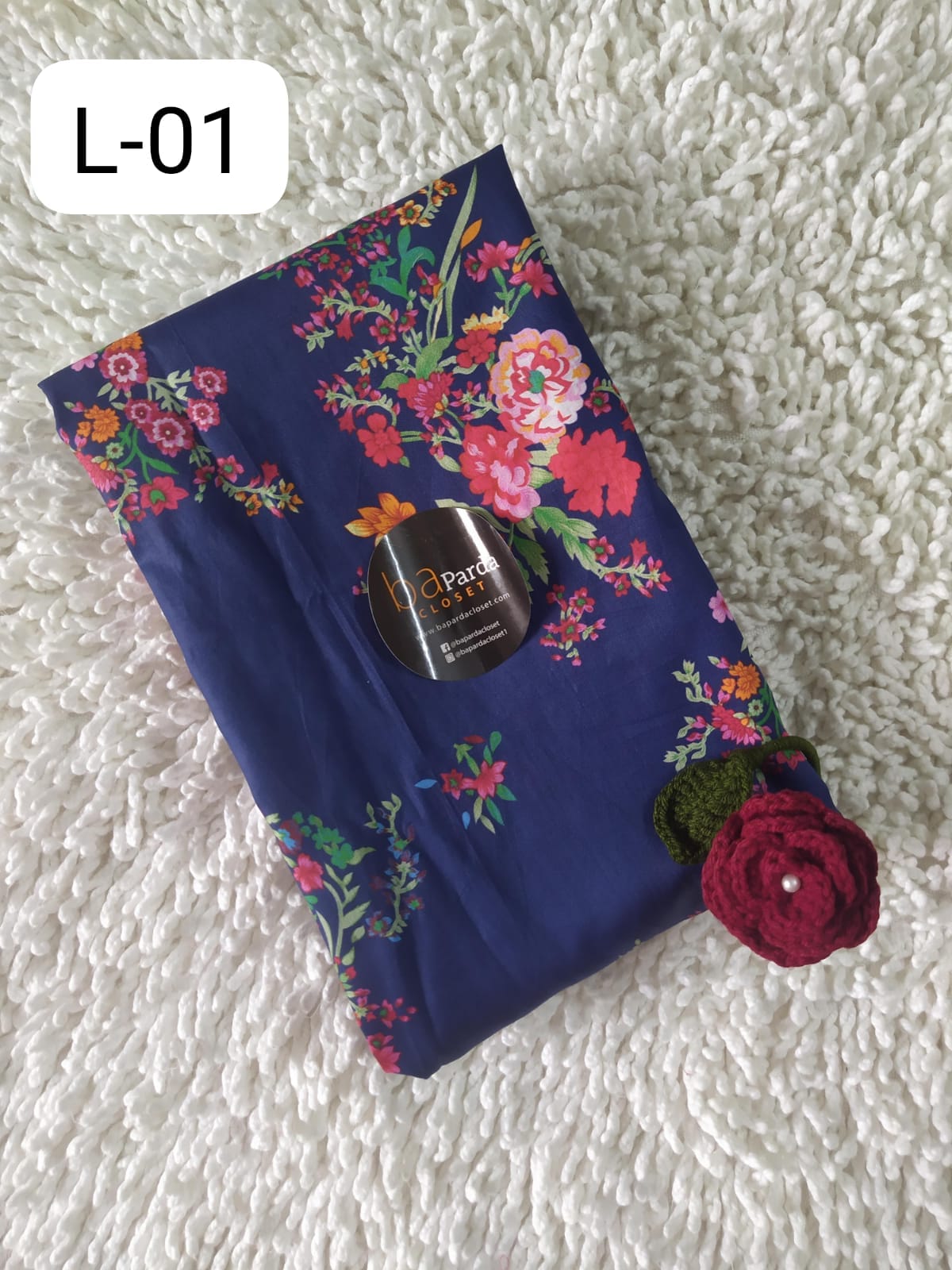 LAWN PRAYER SCARF