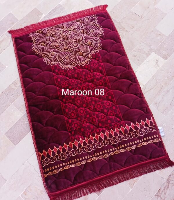 maroon jae namaz
